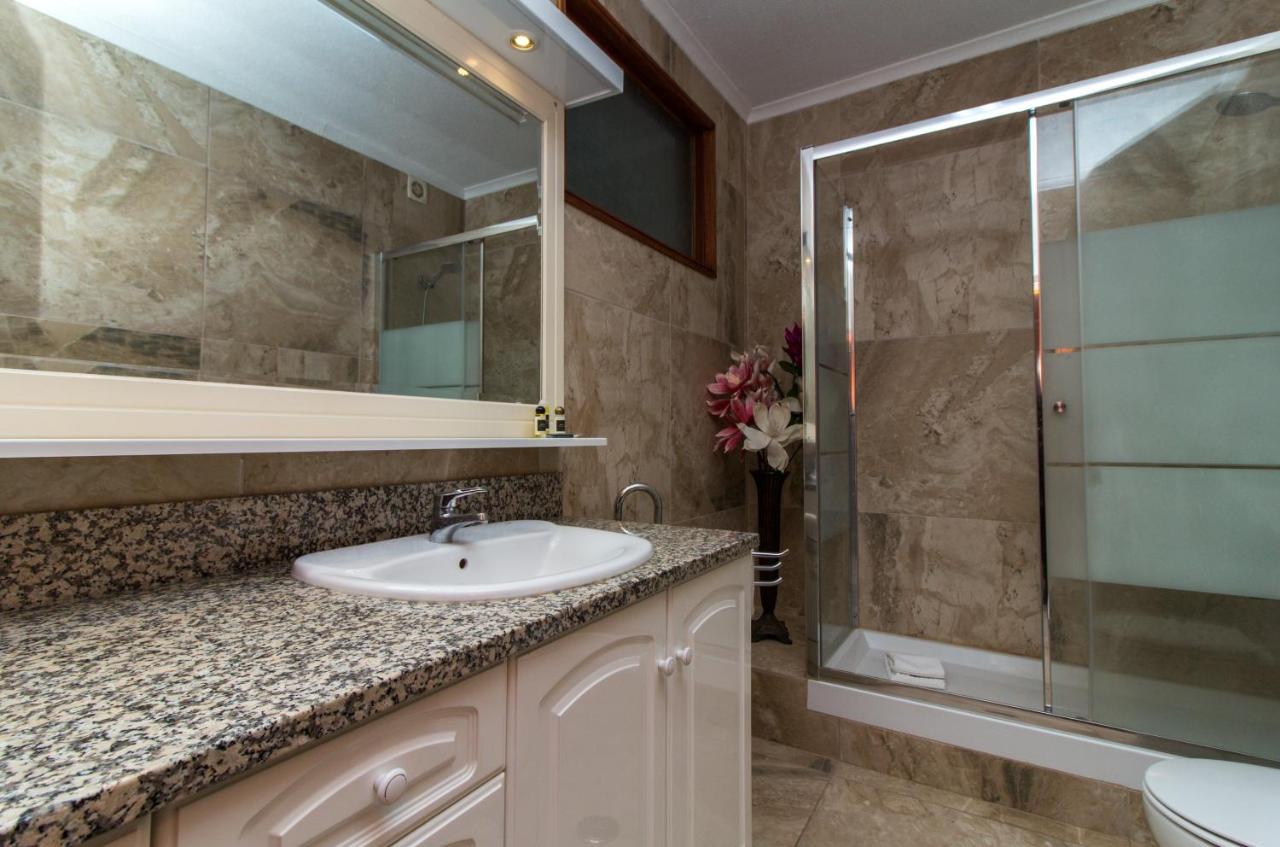 Ocean View Apartment - Pool And Sea View & Albufeira Center Экстерьер фото